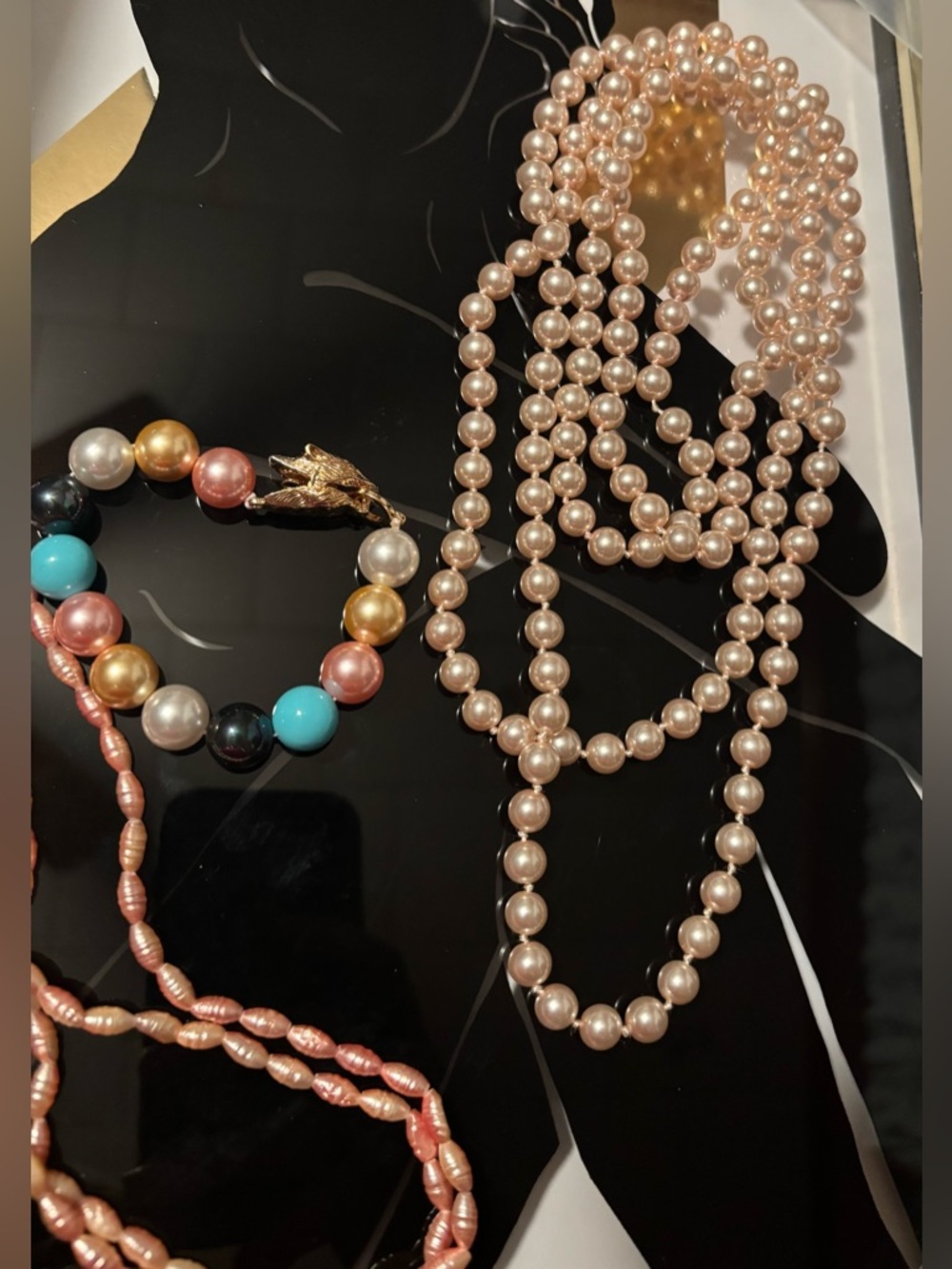 2 Faux Pearl Necklaces, Mermaid Brooch, & a Faux Pearl Bracelet #337 - Picture 8 of 11